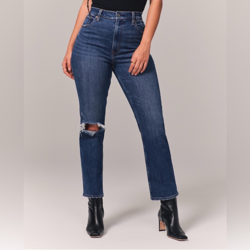 Abercrombie & Fitch | Curve Love Ultra High Rise Ankle Straight Jean | Size 27/4 - Picture 2 of 8